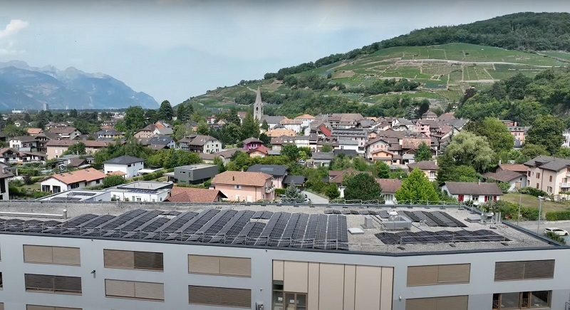 C’était la rentrée solaire hier au collège de la Servanne à Bex